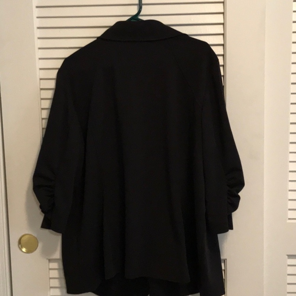 Preowned Susan Graver Women’s blazer - stretch knit, ruched sleeves, black, 2X - Picture 6 of 8